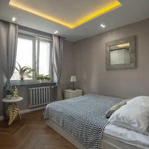 Little Apartment Warsaw